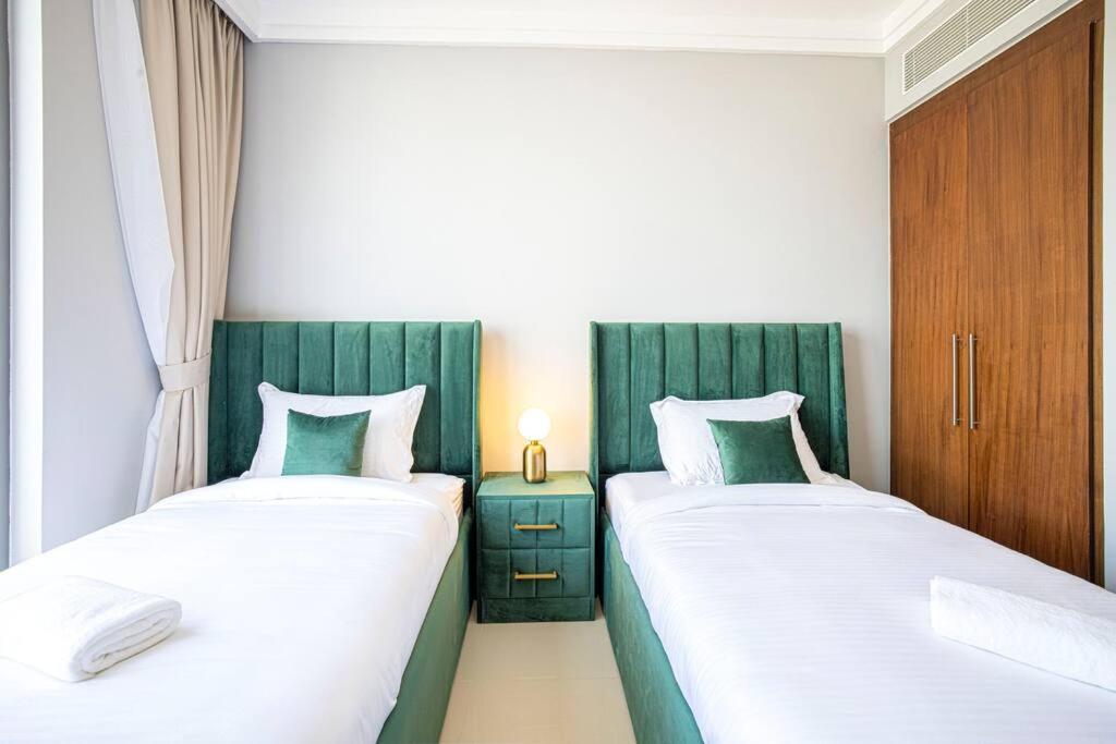 두바이 Magnificent Brand New Lux 3Br Burj & Fountain View 아파트 외부 사진